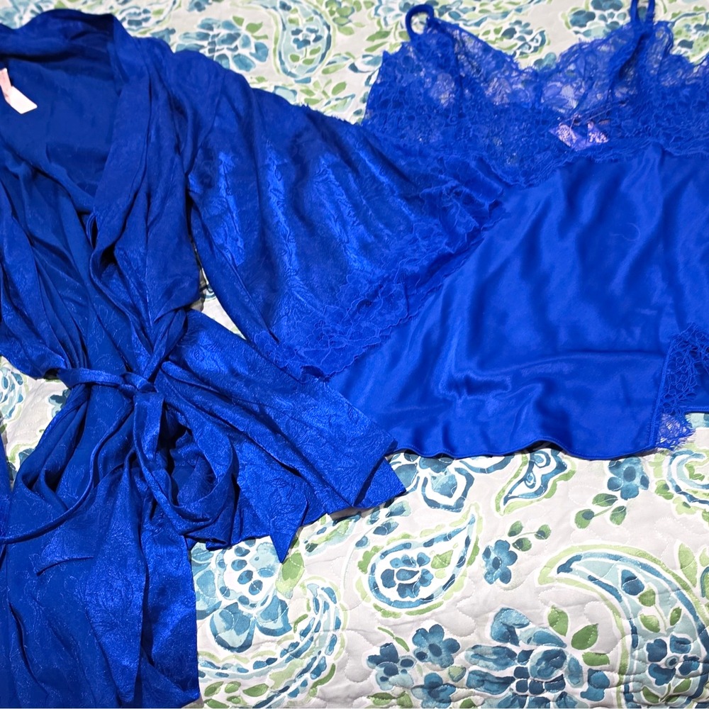 Victoria's Secret Blue Lace Robe & Gown Set V-Neck Long Sleeve Belted XL